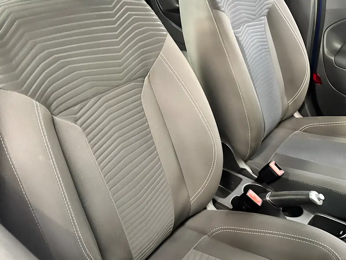 Used 2016 Ford Fiesta Zetec Blue - Interior and Exterior details 11