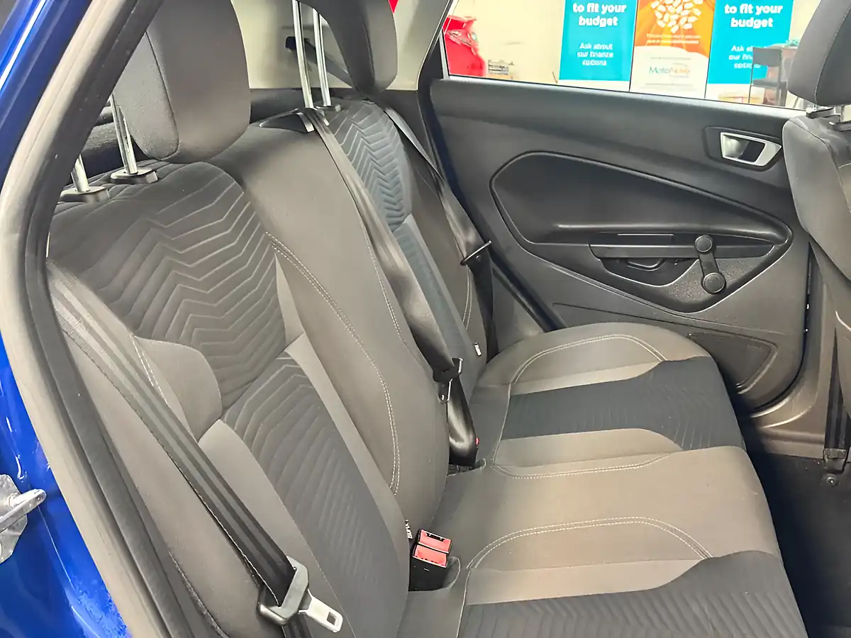 Used 2016 Ford Fiesta Zetec Blue - Interior and Exterior details 14
