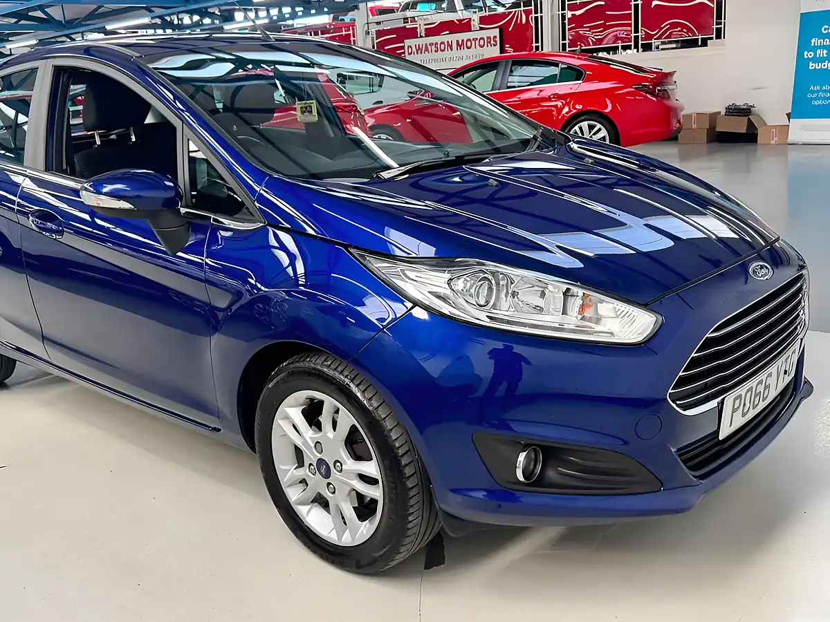 Used 2016 Ford Fiesta Zetec Blue - Interior and Exterior details 6