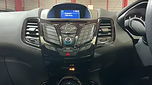 Used 2016 Ford Fiesta Zetec Blue - Interior and Exterior details 10
