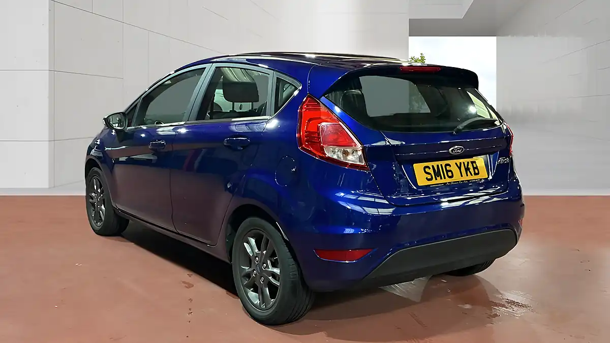 Used 2016 Ford Fiesta Zetec Blue - Interior and Exterior details 3