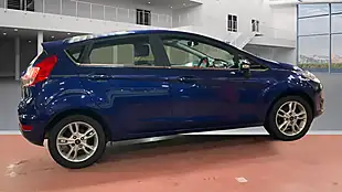 Used 2016 Ford Fiesta Zetec Blue - Interior and Exterior details 5