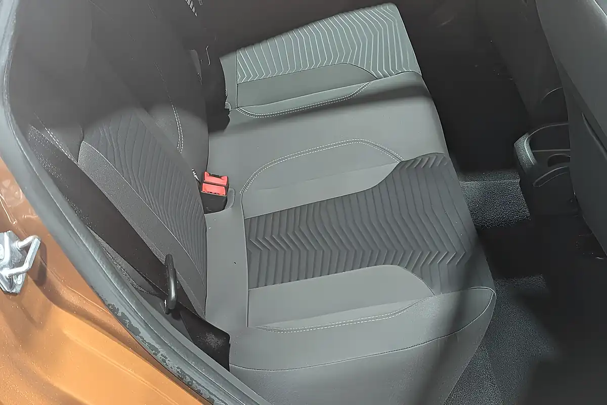 Used 2016 Ford Fiesta Zetec Brown - Interior and Exterior details 16