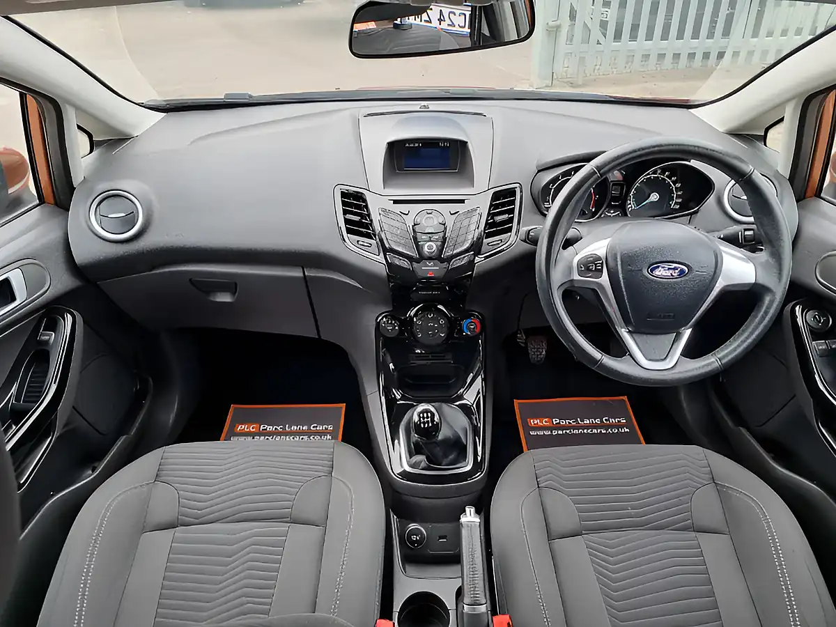 Used 2016 Ford Fiesta Zetec Copper Pulse Metallic - Interior and Exterior details 11