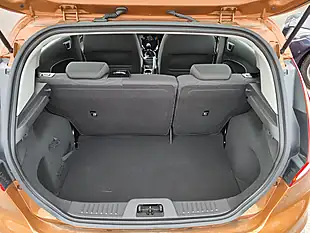 Used 2016 Ford Fiesta Zetec Copper Pulse Metallic - Interior and Exterior details 16