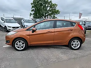 Used 2016 Ford Fiesta Zetec Copper Pulse Metallic - Interior and Exterior details 4