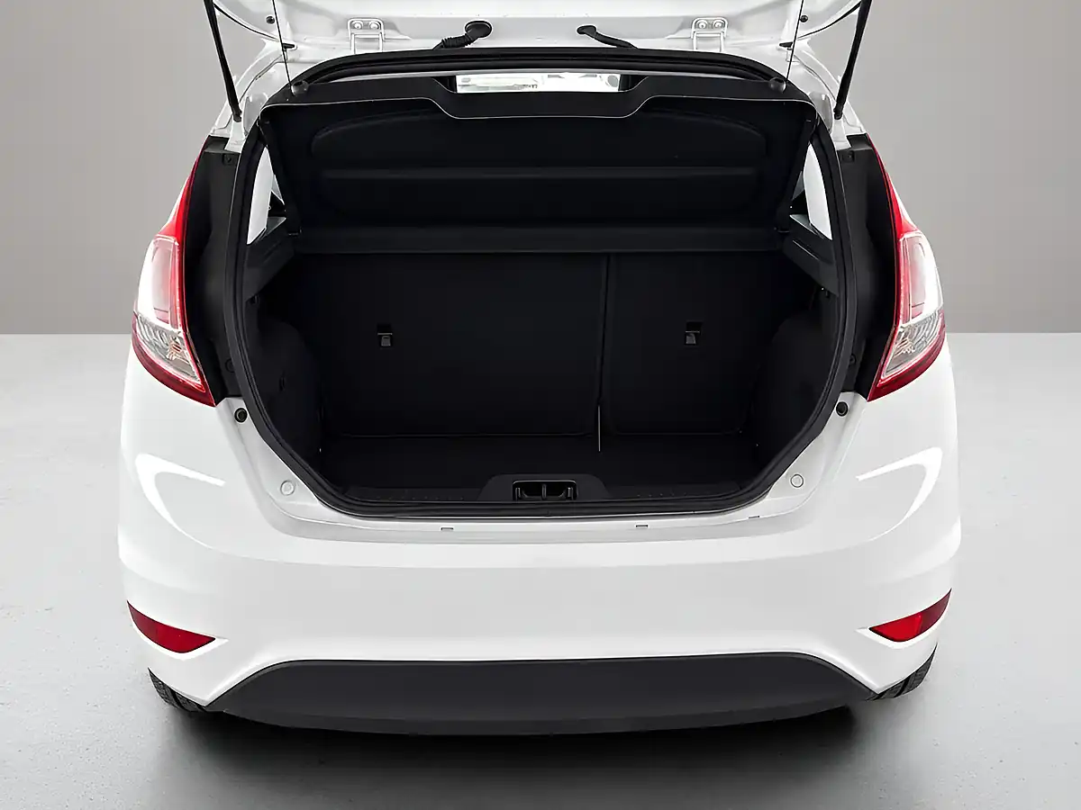 Used 2016 Ford Fiesta Zetec Edition White - Interior and Exterior details 10