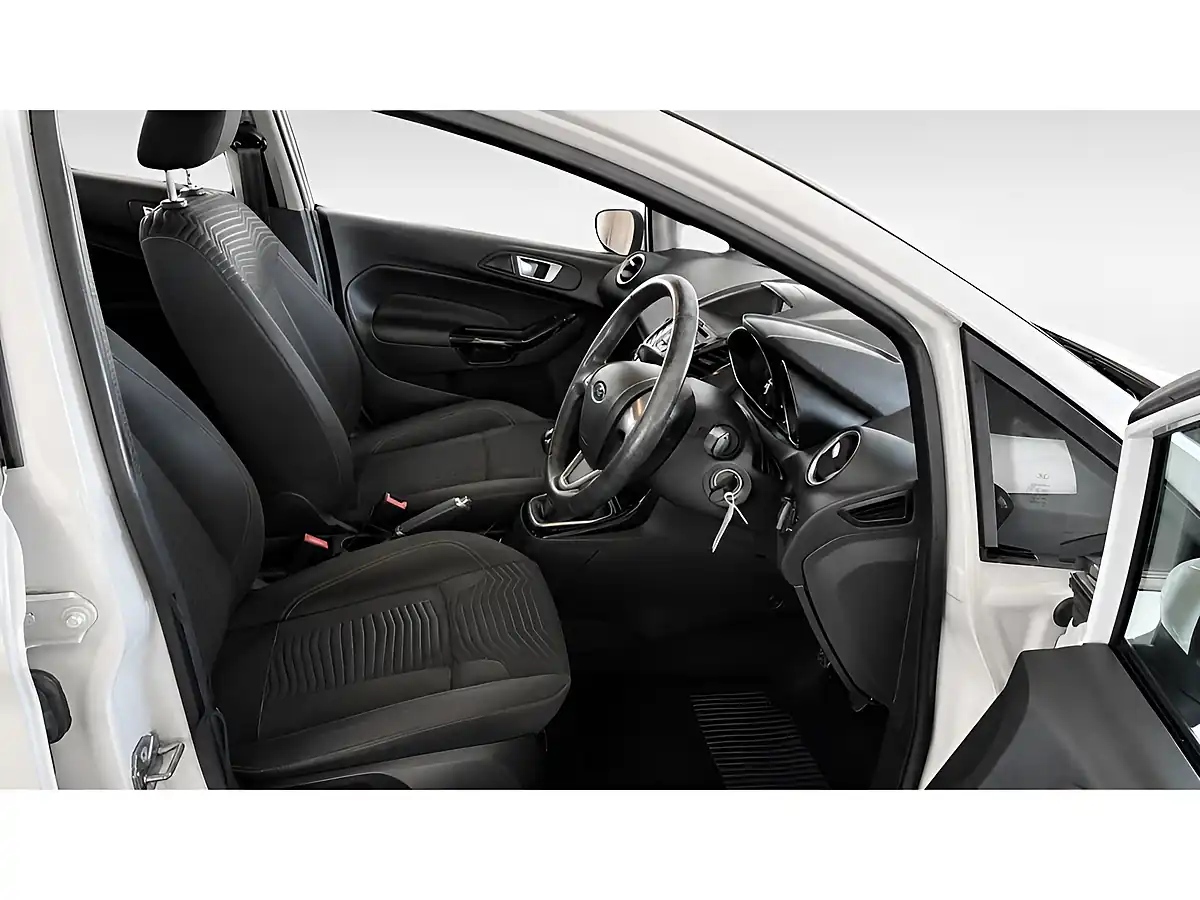 Used 2016 Ford Fiesta Zetec Edition White - Interior and Exterior details 2