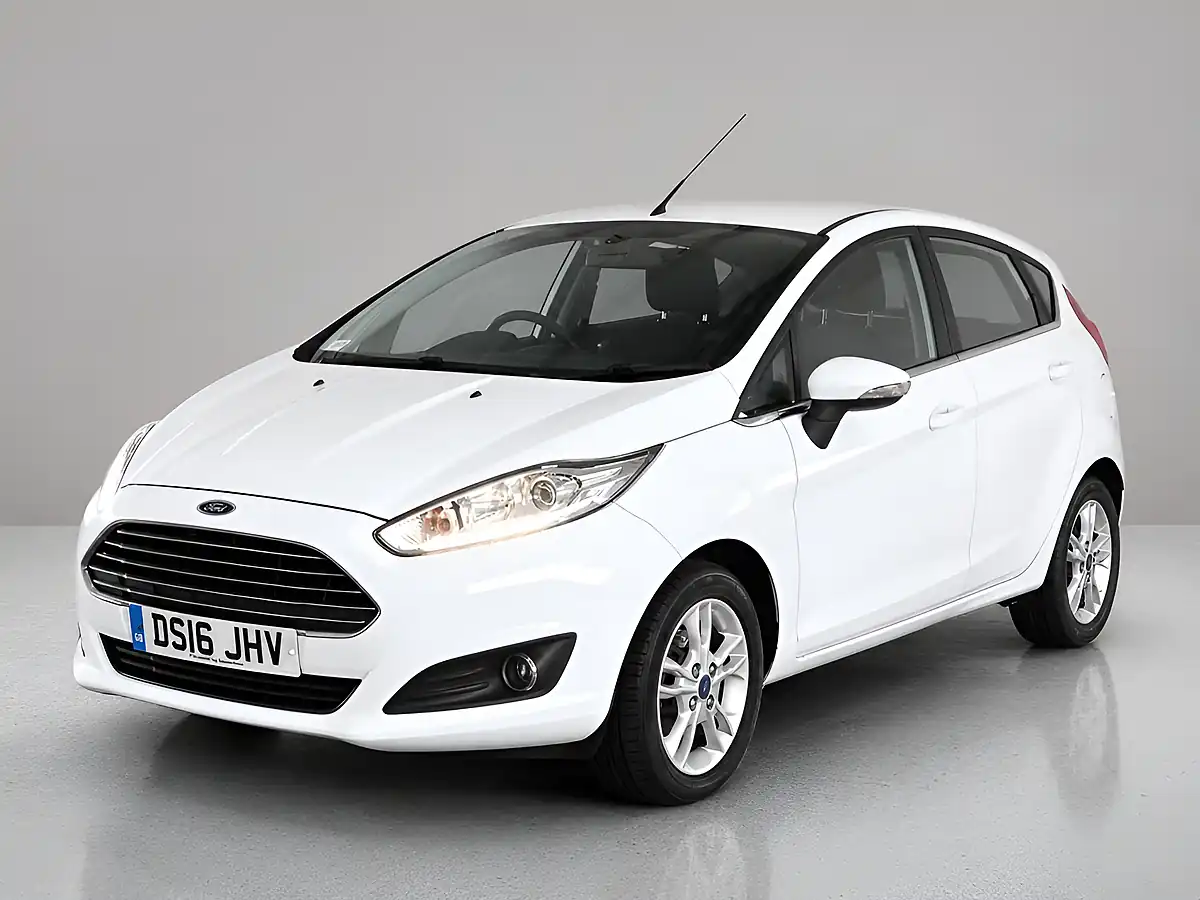 Used 2016 Ford Fiesta Zetec Edition White - Interior and Exterior details 4
