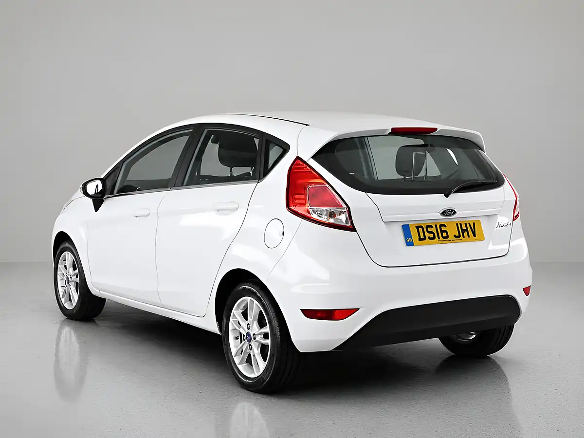 Used 2016 Ford Fiesta Zetec Edition White - Interior and Exterior details 5