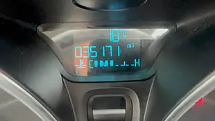 Used 2016 Ford Fiesta Zetec Frozen White - Interior and Exterior details 12