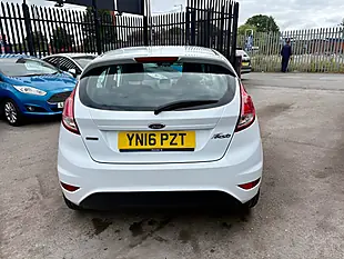 Used 2016 Ford Fiesta Zetec Frozen White - Interior and Exterior details 16