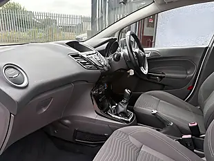 Used 2016 Ford Fiesta Zetec Frozen White - Interior and Exterior details 8
