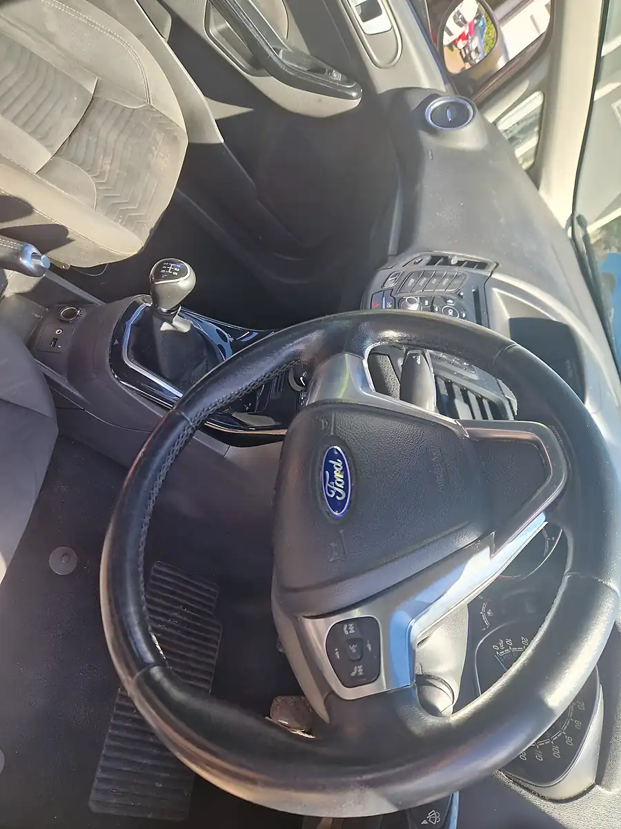Used 2016 Ford Fiesta Zetec Grey - Interior and Exterior details 15