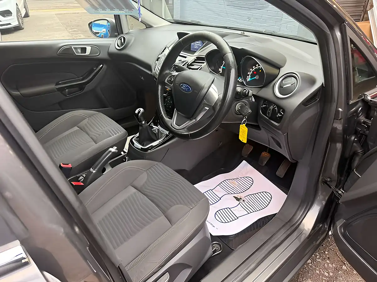 Used 2016 Ford Fiesta Zetec Grey - Interior and Exterior details 14