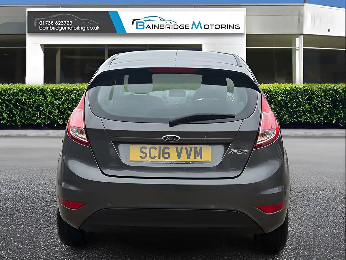 Used 2016 Ford Fiesta Zetec Grey - Interior and Exterior details 4