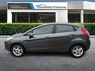 Used 2016 Ford Fiesta Zetec Grey - Interior and Exterior details 6