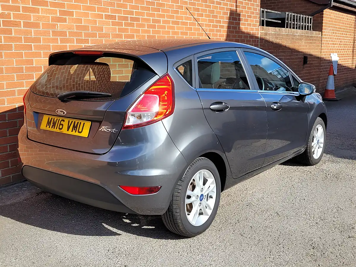 Used 2016 Ford Fiesta Zetec Grey - Interior and Exterior details 6