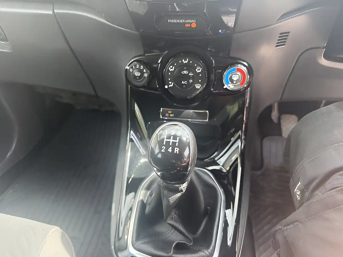 Used 2016 Ford Fiesta Zetec Grey - Interior and Exterior details 14