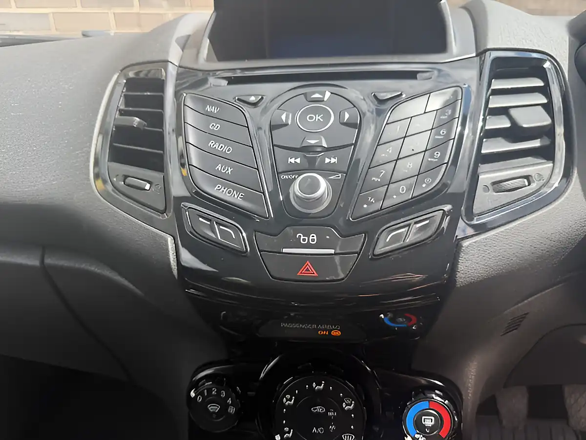 Used 2016 Ford Fiesta Zetec Grey - Interior and Exterior details 15