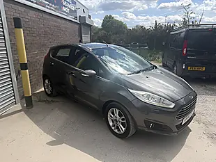 Used 2016 Ford Fiesta Zetec Grey - Interior and Exterior details 5