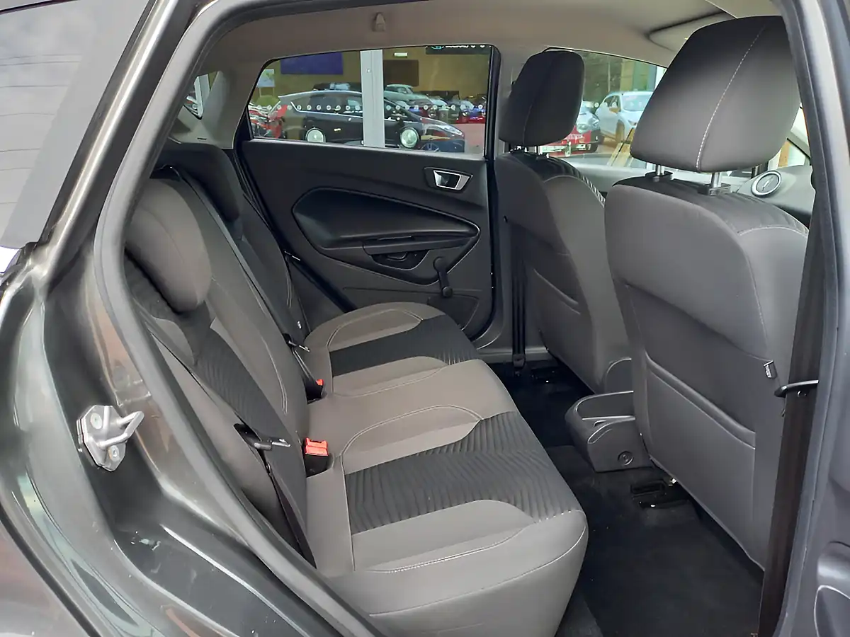 Used 2016 Ford Fiesta Zetec Grey - Interior and Exterior details 10