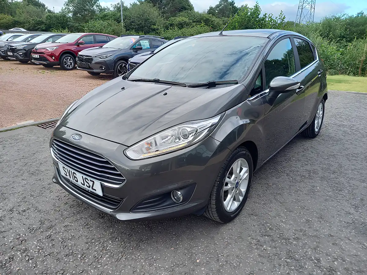 Used 2016 Ford Fiesta Zetec Grey - Interior and Exterior details 3