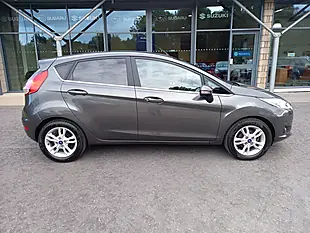 Used 2016 Ford Fiesta Zetec Grey - Interior and Exterior details 9