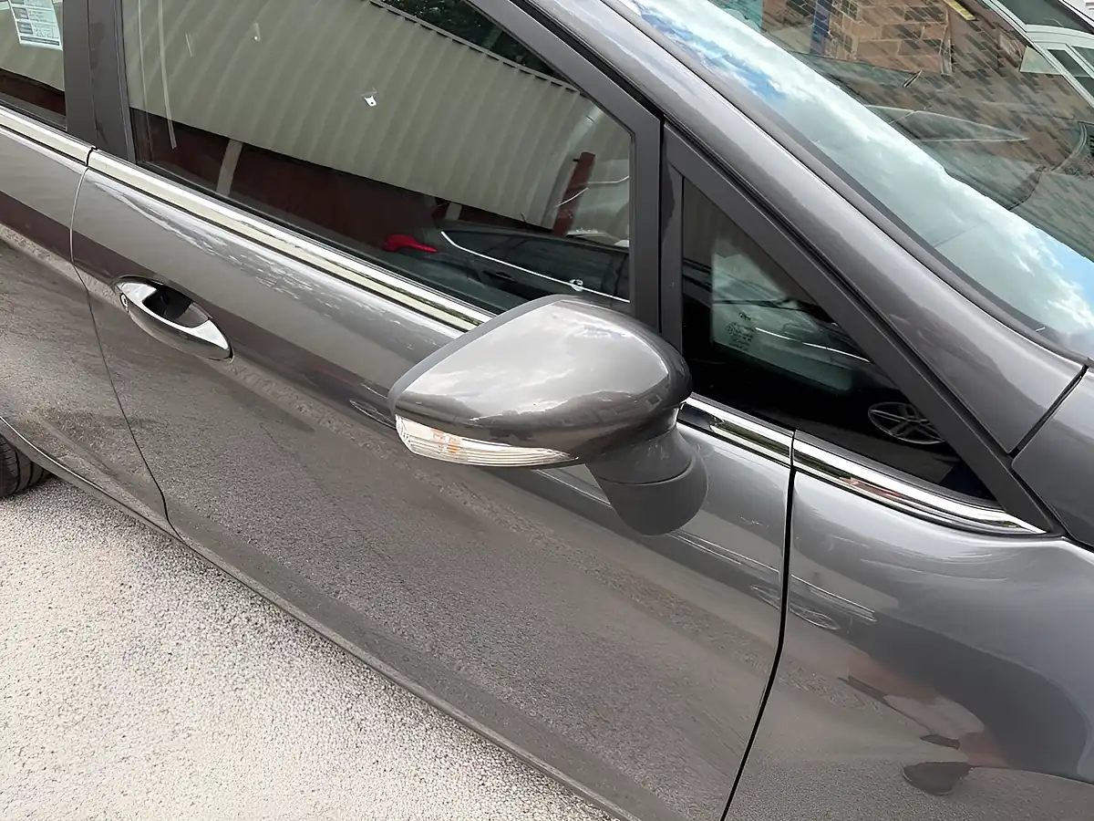 Used 2016 Ford Fiesta Zetec Grey - Interior and Exterior details 12