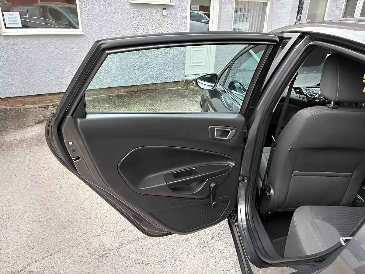 Used 2016 Ford Fiesta Zetec Grey - Interior and Exterior details 18