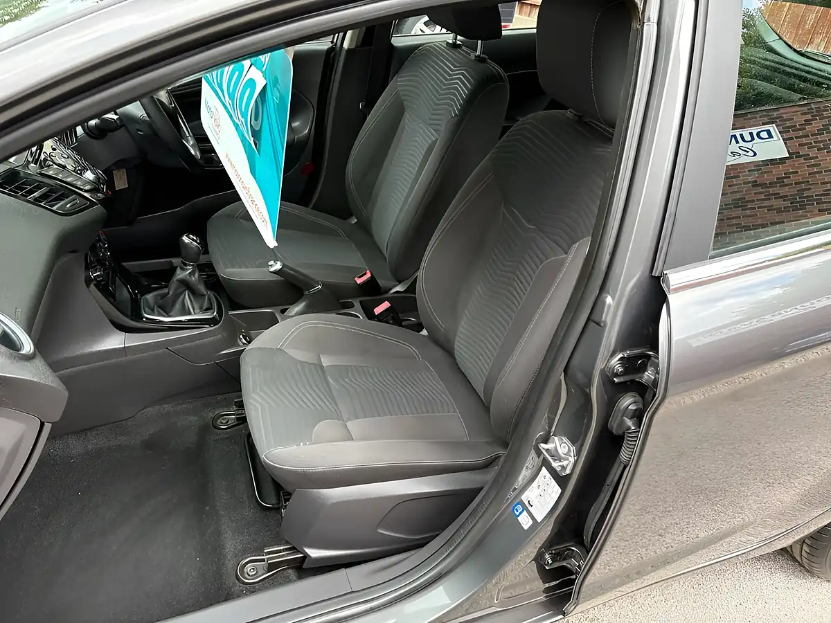 Used 2016 Ford Fiesta Zetec Grey - Interior and Exterior details 19