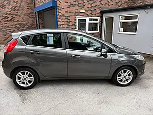 Used 2016 Ford Fiesta Zetec Grey - Interior and Exterior details 4