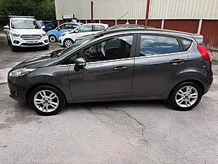 Used 2016 Ford Fiesta Zetec Grey - Interior and Exterior details 8