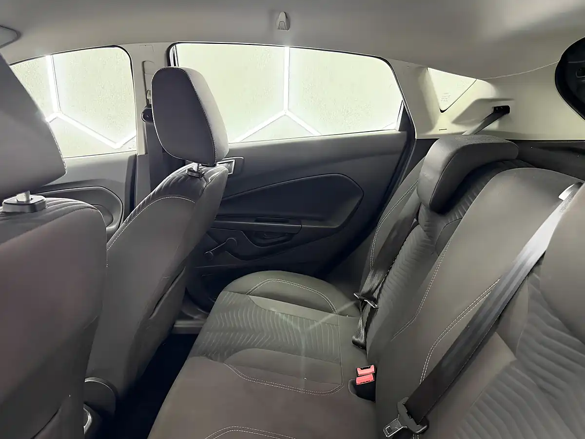 Used 2016 Ford Fiesta Zetec Grey - Interior and Exterior details 15