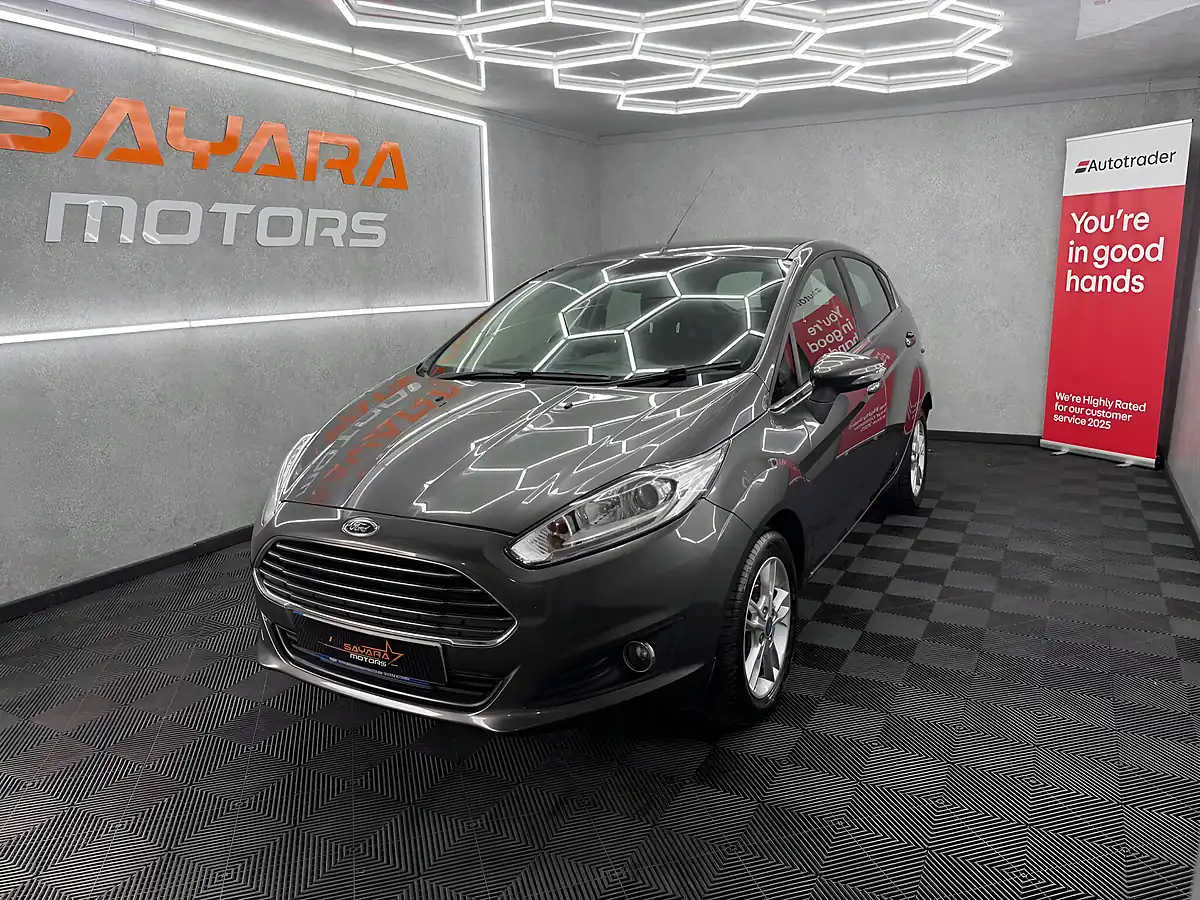 Used 2016 Ford Fiesta Zetec Grey - Interior and Exterior details 4