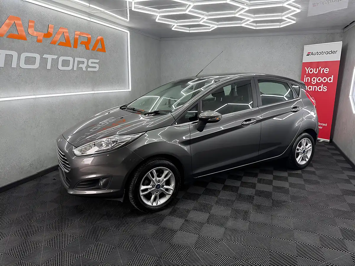 Used 2016 Ford Fiesta Zetec Grey - Interior and Exterior details 7