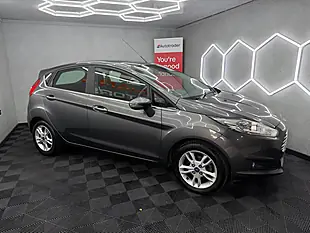 Used 2016 Ford Fiesta Zetec Grey - Interior and Exterior details 8
