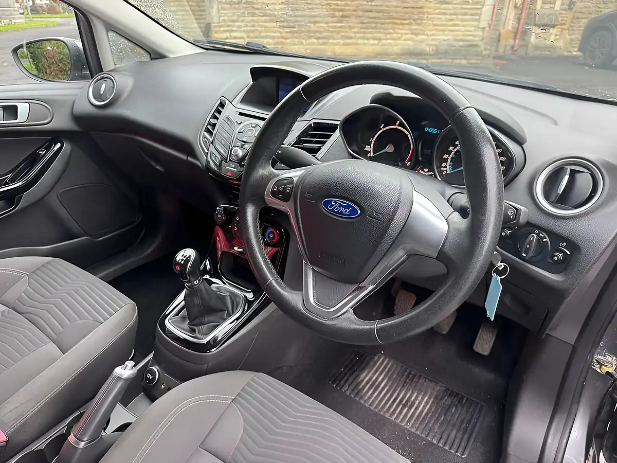 Used 2016 Ford Fiesta Zetec Magnetic Grey - Interior and Exterior details 11