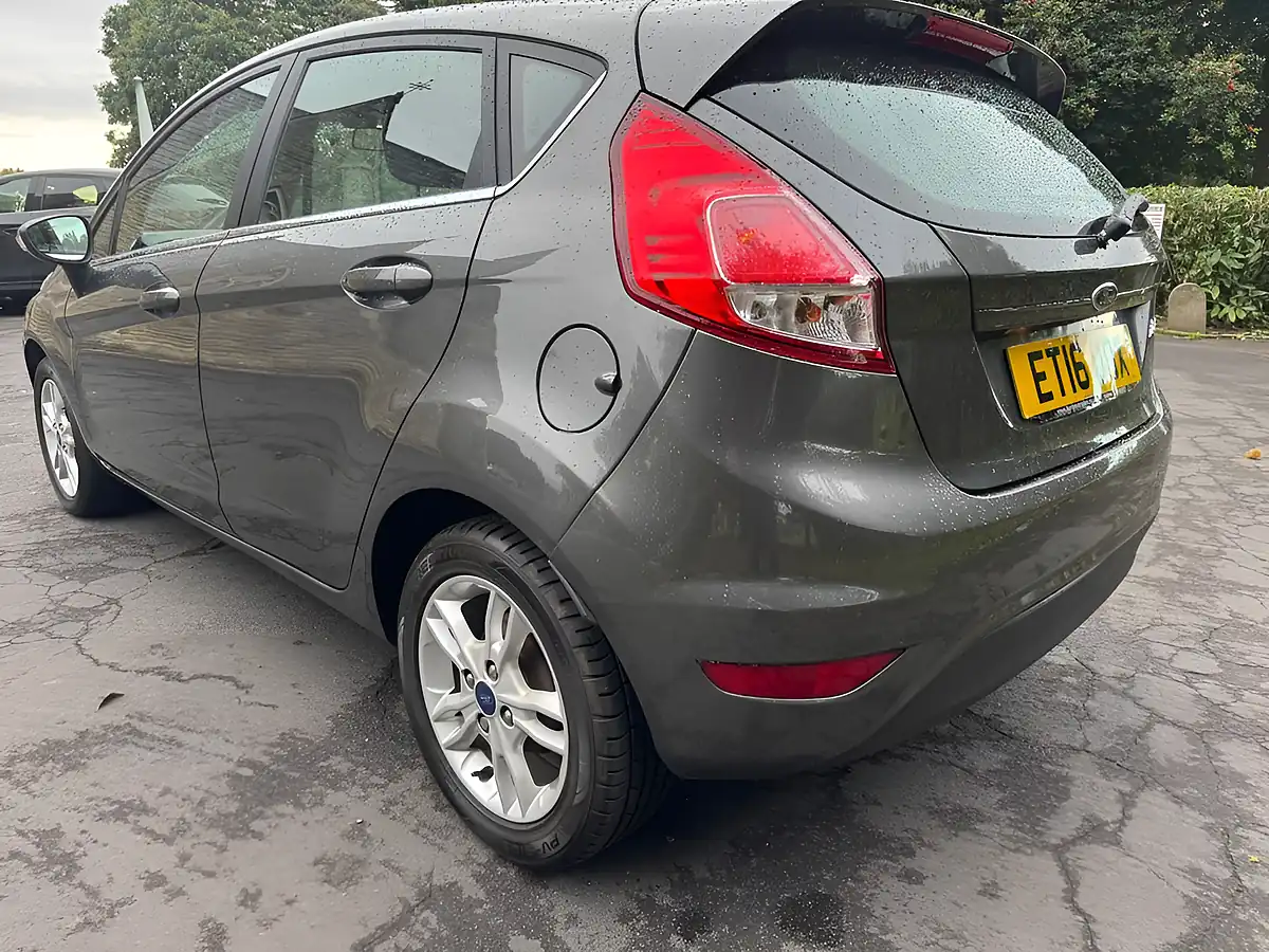 Used 2016 Ford Fiesta Zetec Magnetic Grey - Interior and Exterior details 7