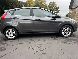 Used 2016 Ford Fiesta Zetec Magnetic Grey - Interior and Exterior details 9