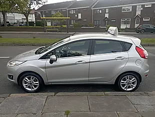 Used 2016 Ford Fiesta Zetec Moondust Silver - Interior and Exterior details 13