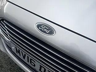 Used 2016 Ford Fiesta Zetec Moondust Silver - Interior and Exterior details 14