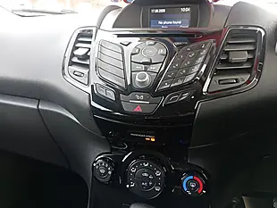 Used 2016 Ford Fiesta Zetec Moondust Silver - Interior and Exterior details 17