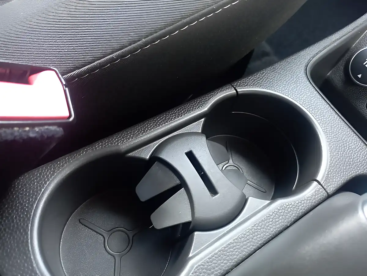 Used 2016 Ford Fiesta Zetec Moondust Silver - Interior and Exterior details 19