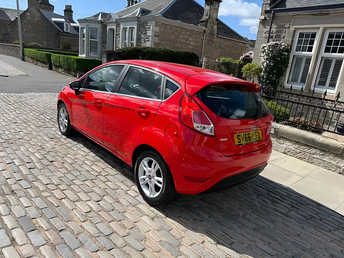 Used 2016 Ford Fiesta Zetec Race Red - Interior and Exterior details 16