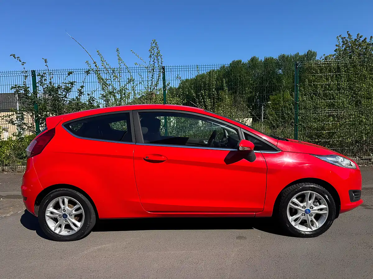 Used 2016 Ford Fiesta Zetec Red - Interior and Exterior details 2