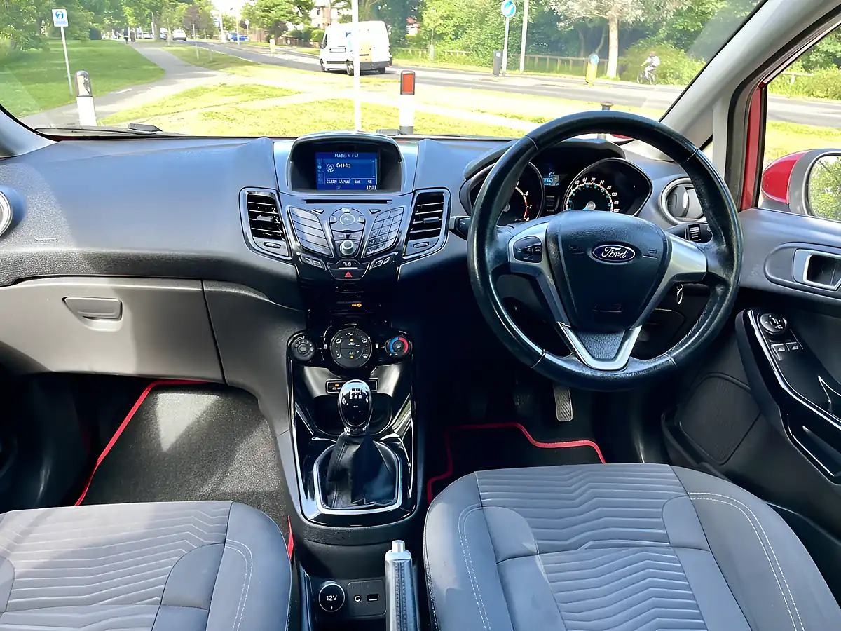 Used 2016 Ford Fiesta Zetec Red - Interior and Exterior details 12