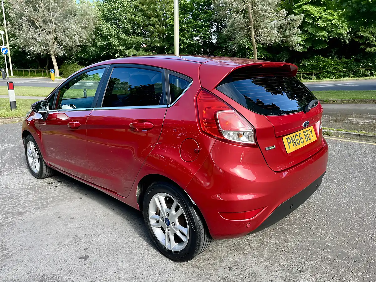 Used 2016 Ford Fiesta Zetec Red - Interior and Exterior details 4