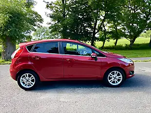 Used 2016 Ford Fiesta Zetec Red - Interior and Exterior details 6