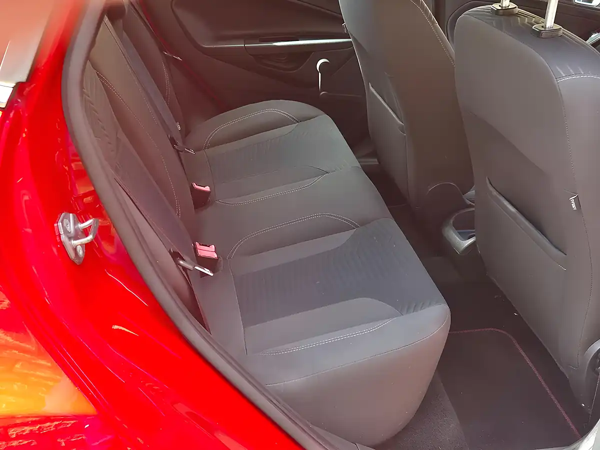 Used 2016 Ford Fiesta Zetec Red - Interior and Exterior details 10